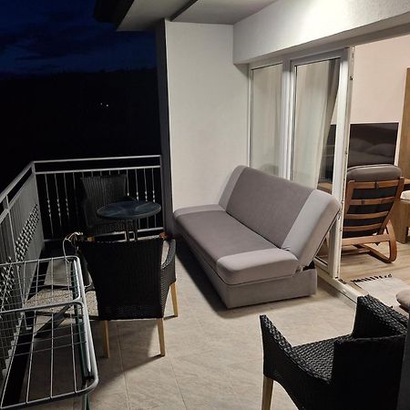 Apartma Med Oljkami - Portoroz Portorož Exterior foto